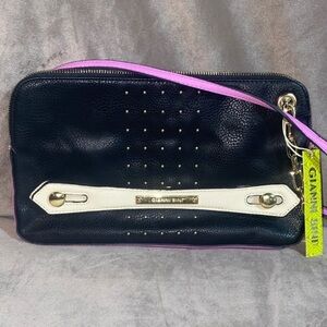 🆕 Gianni Bini Black and Cream Clutch with Pink Trim
